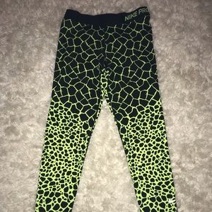 XL Nike Pro Lime Green/Black Leggings
